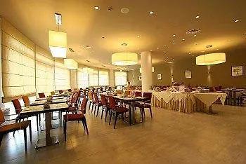 Hotel Unaway Nord 4*