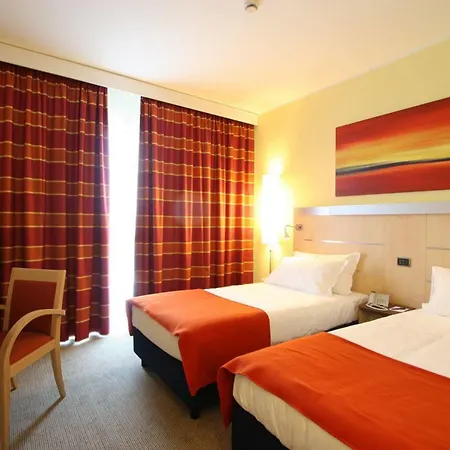 Unaway Nord 4*